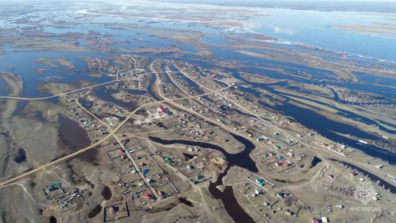 В Намском районе Якутии остаются подтопленными 439 жилых домов