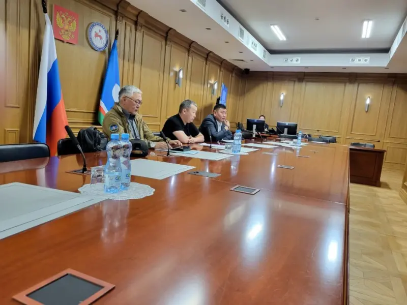 Власти отчитались о стабильном прохождении ледохода на северных реках Якутии
