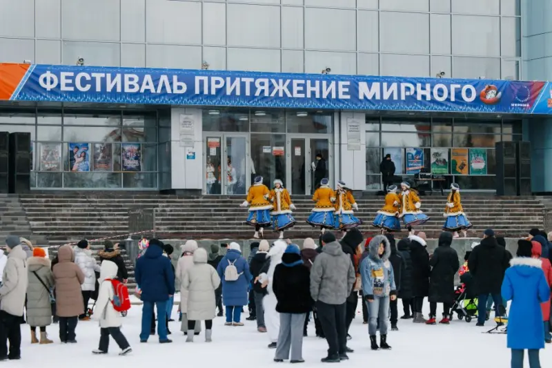 Социализм и дисциплина: Как сегодня живет Мирный? 