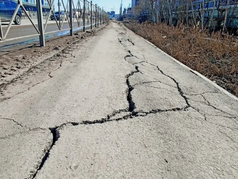 В мае в Якутске проверят все новые дороги с дефектами