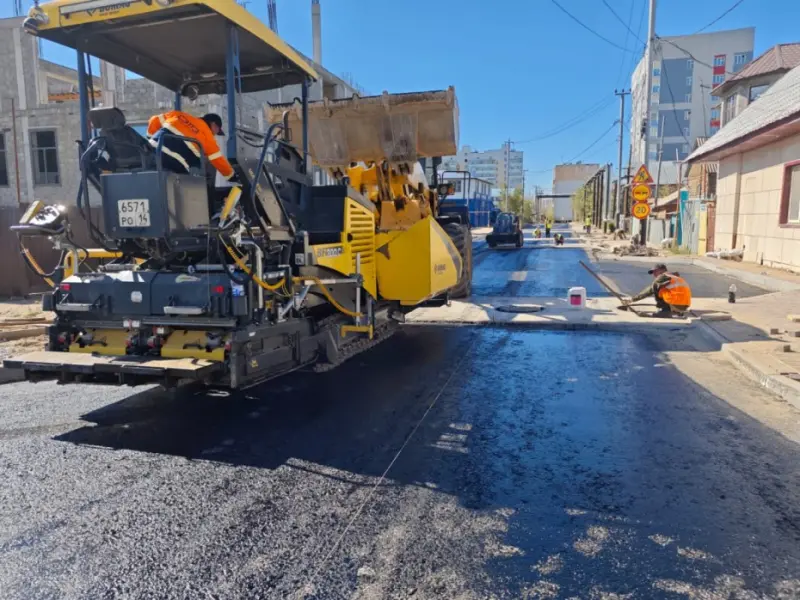 На улице Ленской завершают обустройство водоотводных лотков