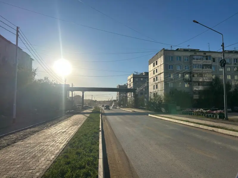 В Якутске завершается асфальтирование улицы Севастопольская