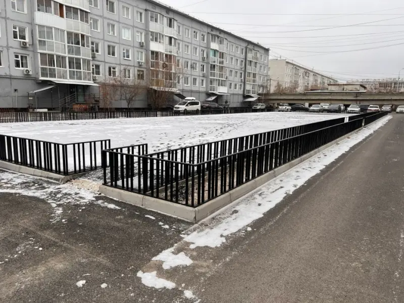 Подрядчиков, сорвавших сроки по благоустройству дворов в Якутске, оштрафуют