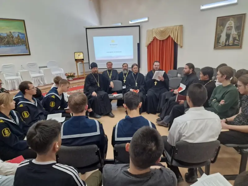 Учащиеся из Якутии познакомились с православием и основами социального проектирования