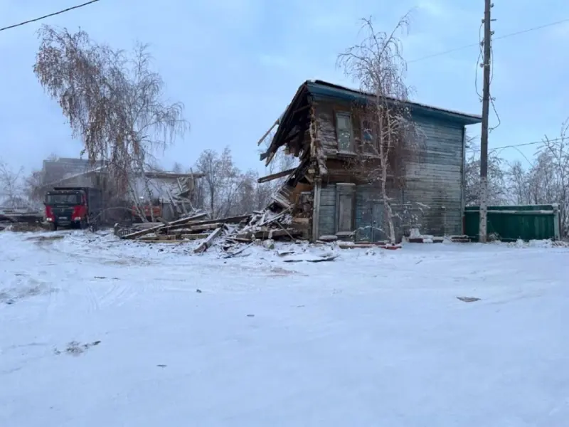 В Якутске завершают снос дома по Гагарина, продолжают сносить 17-й квартал