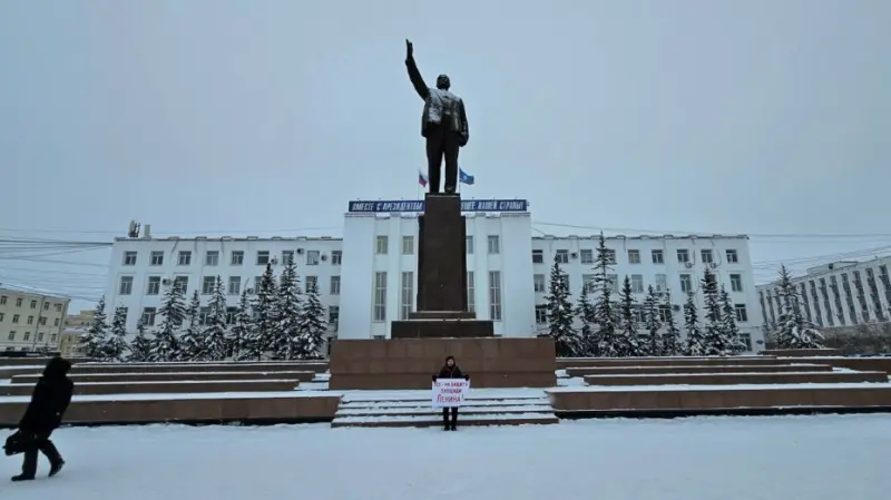 Коммунисты победили по делу о площади Ленина в суде первой инстанции