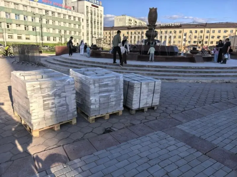 Плитку на «Оржанке» перекладывают после скандала с подрядчиком