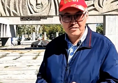 Коммунистам не дали помитинговать на площади Марата