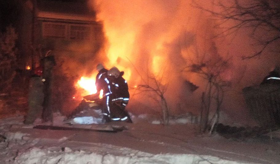 В Усть-Майском районе в рождество полностью сгорел частный дом