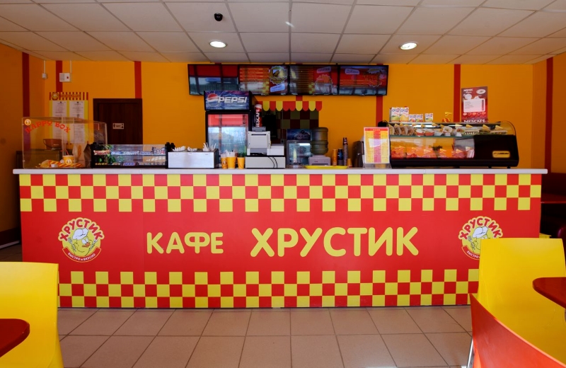 В Якутске закрыли кафе «Хрустик» - жители жаловались на шум и запах