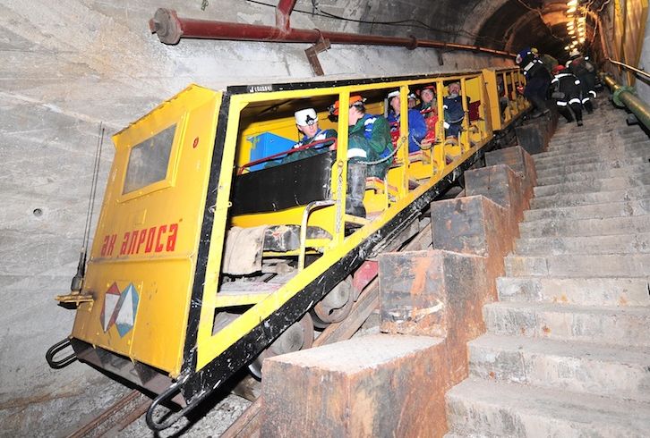 Эвакуация шахтеров на руднике «Удачный» проведена успешно