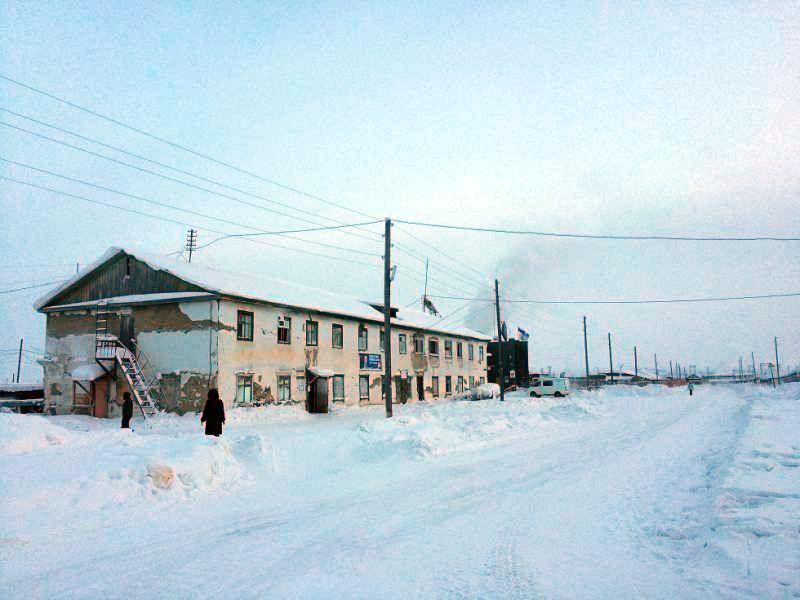 За разлив фекалий оштрафовали управляющую организацию в Усть-Янском районе