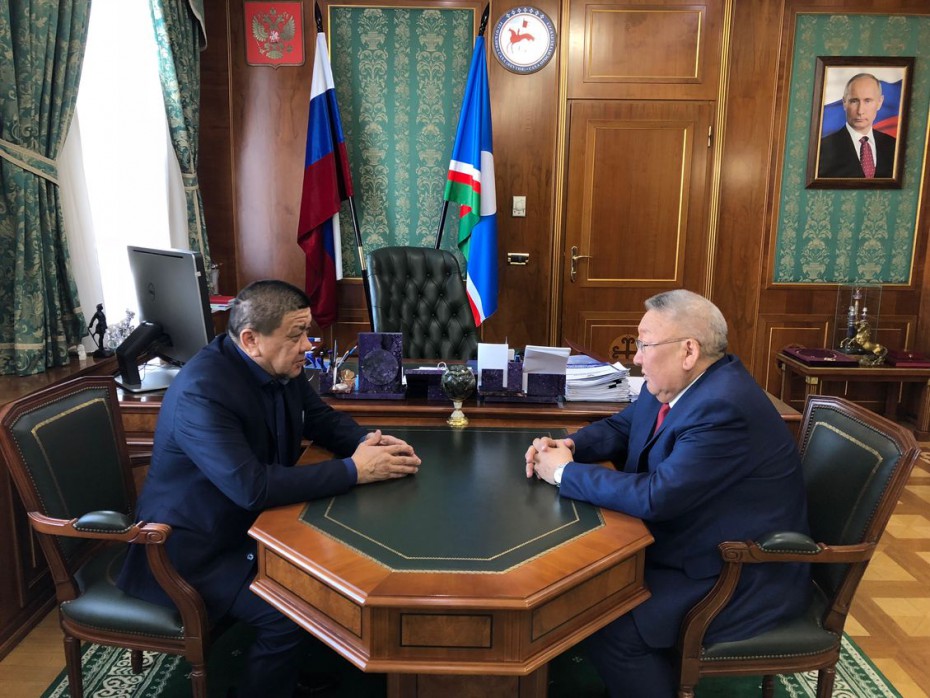 Глава Якутии встретился с главой Ленского района