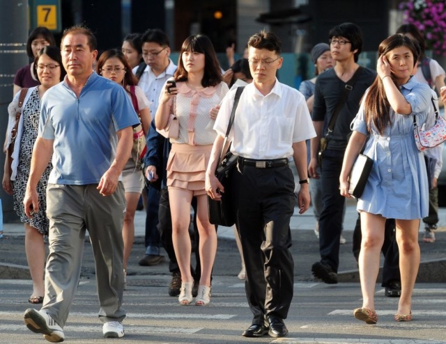 Власти Южной Кореи сократили рабочую неделю в стране с 68 до 52 часов