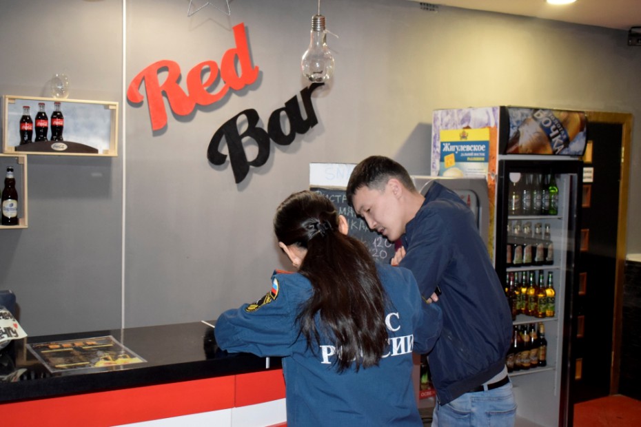 В рестобаре «Ред бар» в Якутске выявлены нарушения противопожарных норм