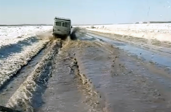 Закрыто движение по всем ледовым переправам федеральных  трасс «Вилюй» и «Колыма»