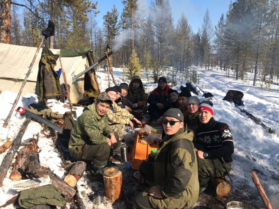 Студентов  горного факультета СВФУ обучили навыкам выживания в лесах зимой