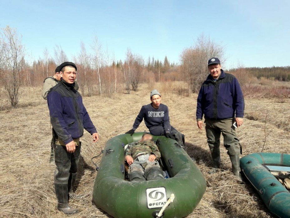 Спасатели Якутии вывезли из тайги охотника парализованного инсультом