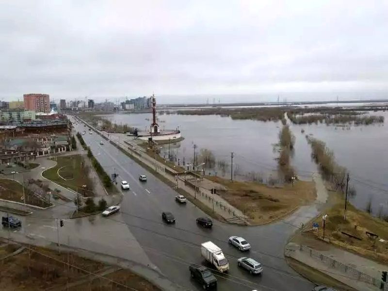 Уровень воды возле Якутска не достиг критического уровня по состоянию на 9 часов утра