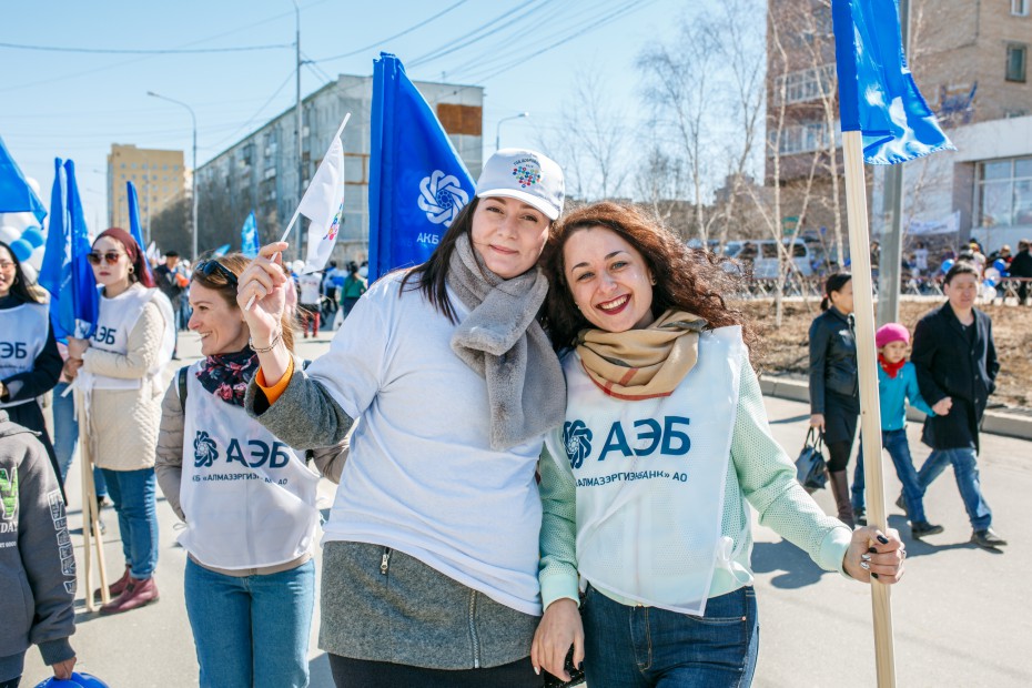 Сотрудники АЭБ – активные участники первомайских демонстраций в Якутске и в районах республики 