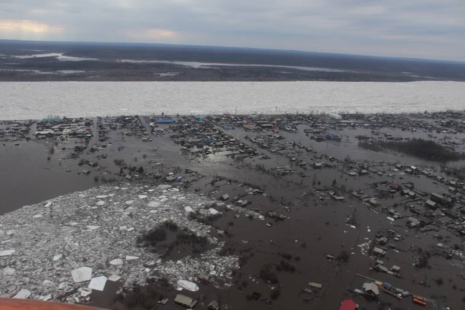 Более 800 дворовых территорий оказались в зоне затопления в Якутии
