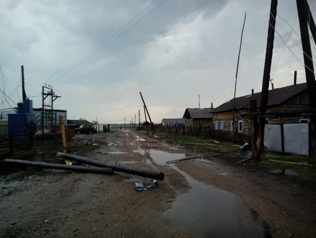 Якутское село Хоро осталось без света из-за сильного ветра