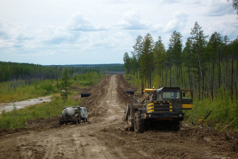 На паводкоопасных участках трассы Р-504 «Колыма» в Якутии организовано круглосуточное дежурство