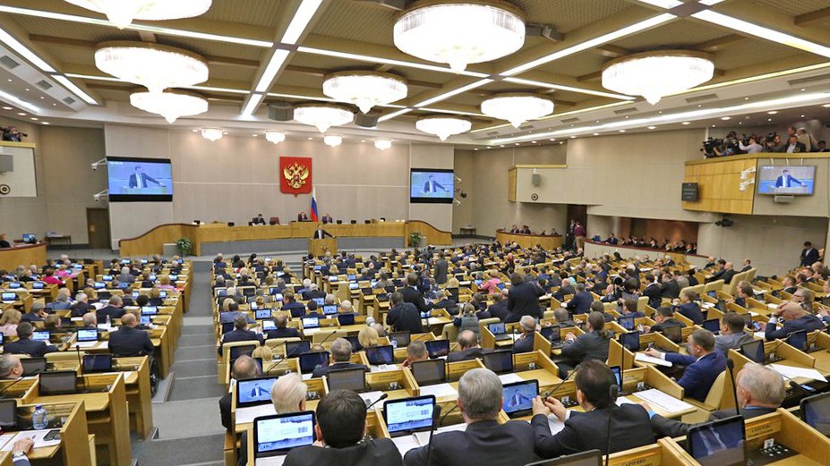 Депутаты Госдумы предлагают ограничиться парламентскими слушаниями по пенсионной реформе без проведения референдума