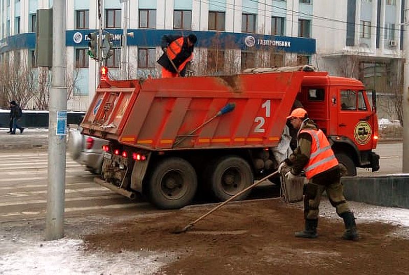 Глава Якутска предложила вернуть управам полномочия по уборке снега