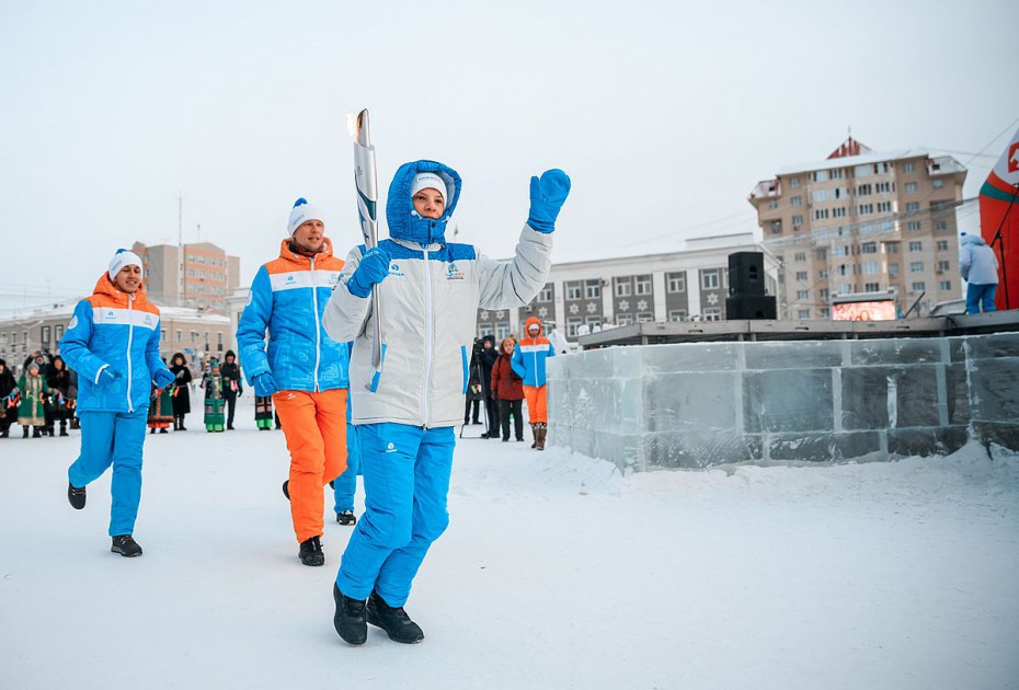 Огонь зимних игр «Дети Азии» встретили в Якутске