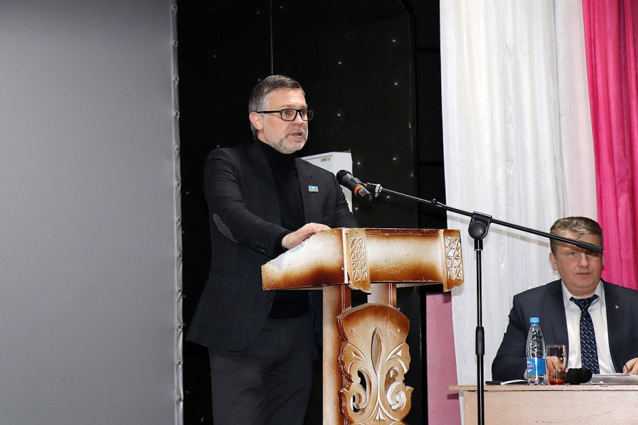 Кирилл Бычков: Более 600 детей-сирот будут обеспечены в Якутии жильём в 2019 году
