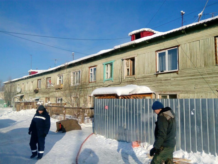 В пострадавшем от пожара доме по Билибина восстановлена подача тепла и воды