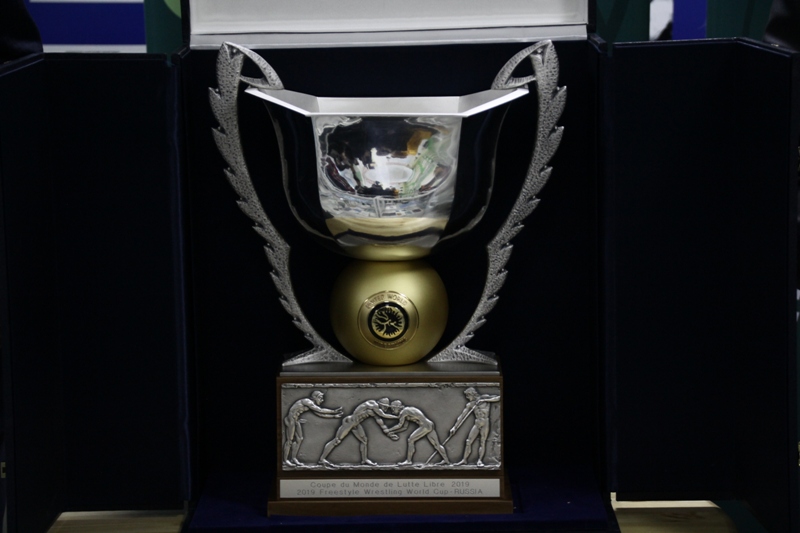Кубок мира выставлен в Музее спорта Якутии