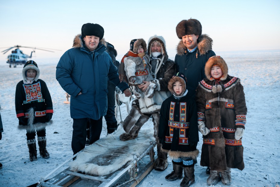 «Развитие Арктики – это прежде всего улучшение жизни людей: Айсен Николаев посетил Анабарский район