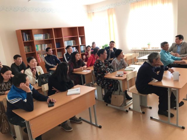 «Как открыть своё дело»: в селе Кептени Усть-Алданского района прошел семинар