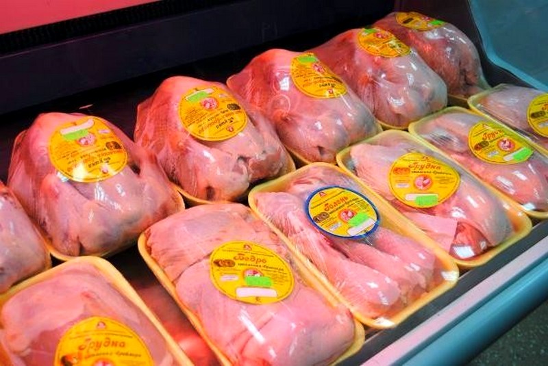 СМИ: цены на мясо и птицу взвинтят двукратным повышением НДС