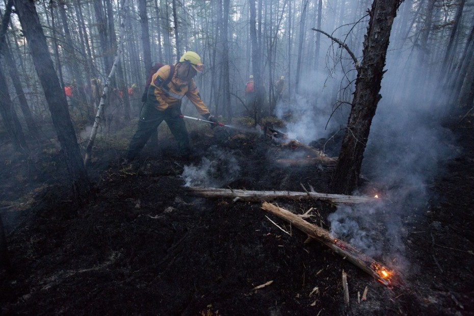 В Якутии в связи с грозовой активностью отмечается пожароопасная обстановка в лесах