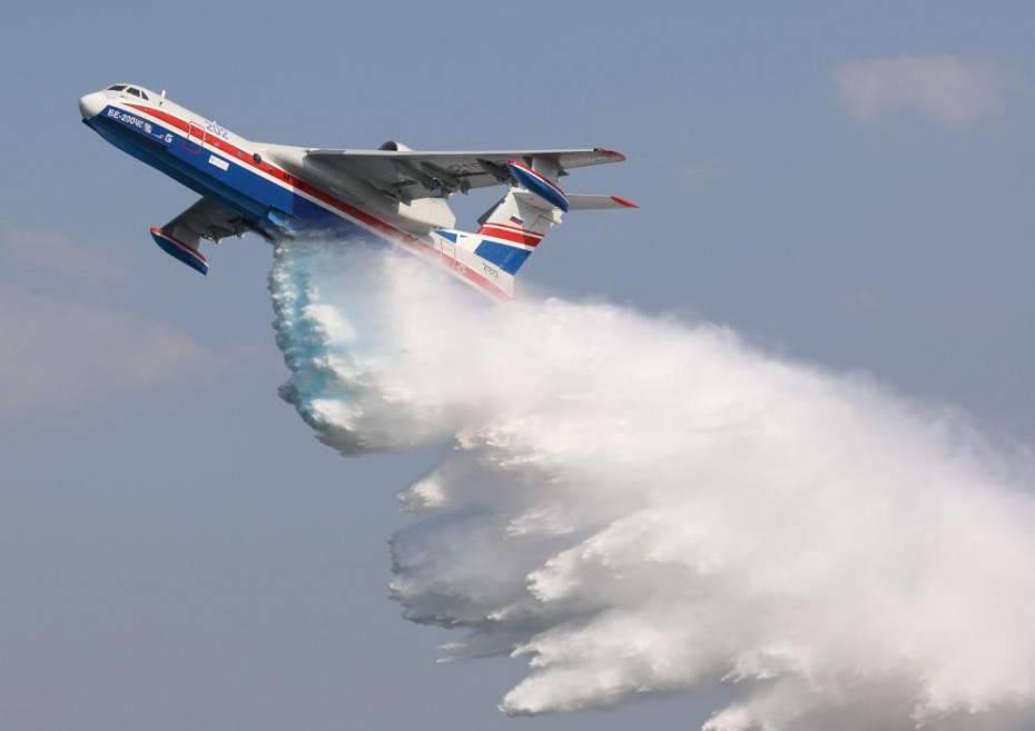 В Якутию вылетел Бе-200 для тушения лесных пожаров