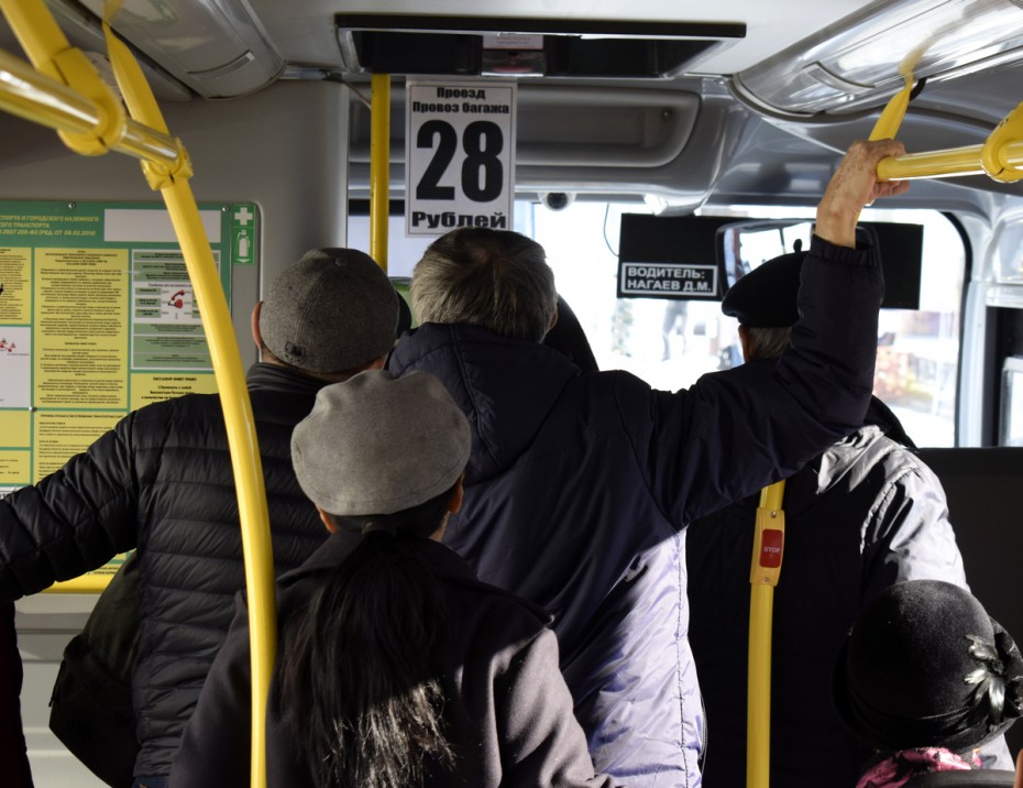 В мэрии Якутска рассматривают вопрос о введении бесплатного проезда для школьников из многодетных семей