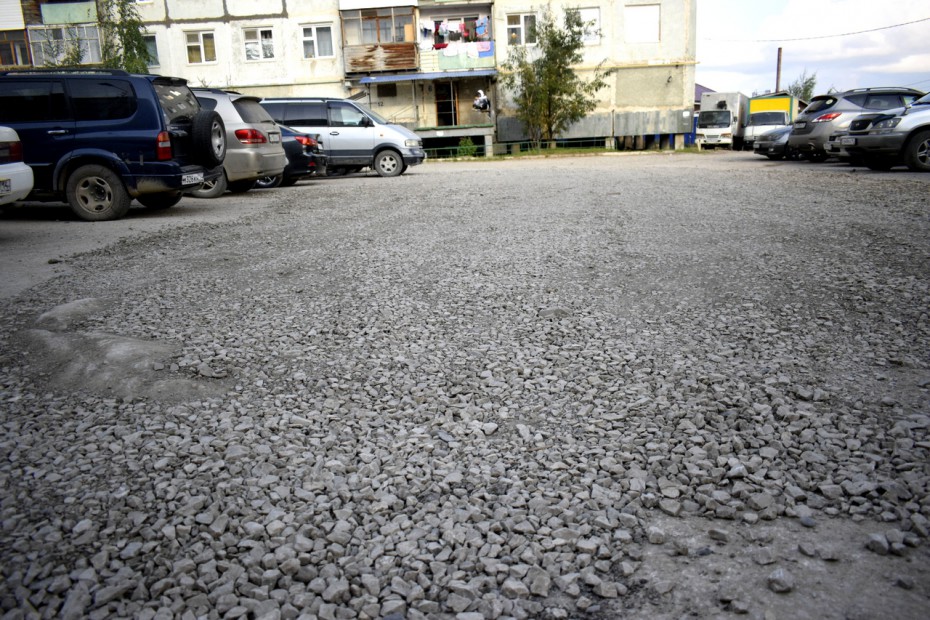 Отсыпка и грейдирование: какие внутриквартальные дороги отремонтируют в этом году