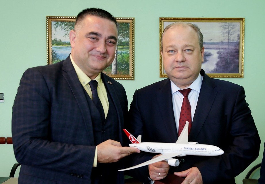 Прямым рейсом в Анталью: руководство аэропорта «Якутск» ведет переговоры с Turkish Airlines