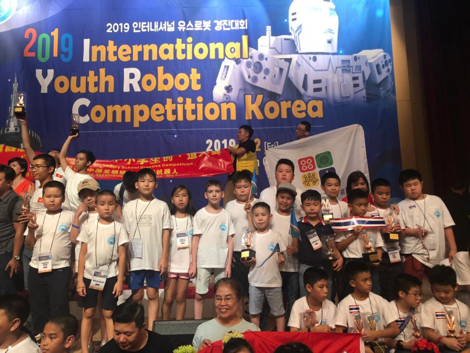 Дети из Якутии приняли участие в международных соревнованиях по робототехнике