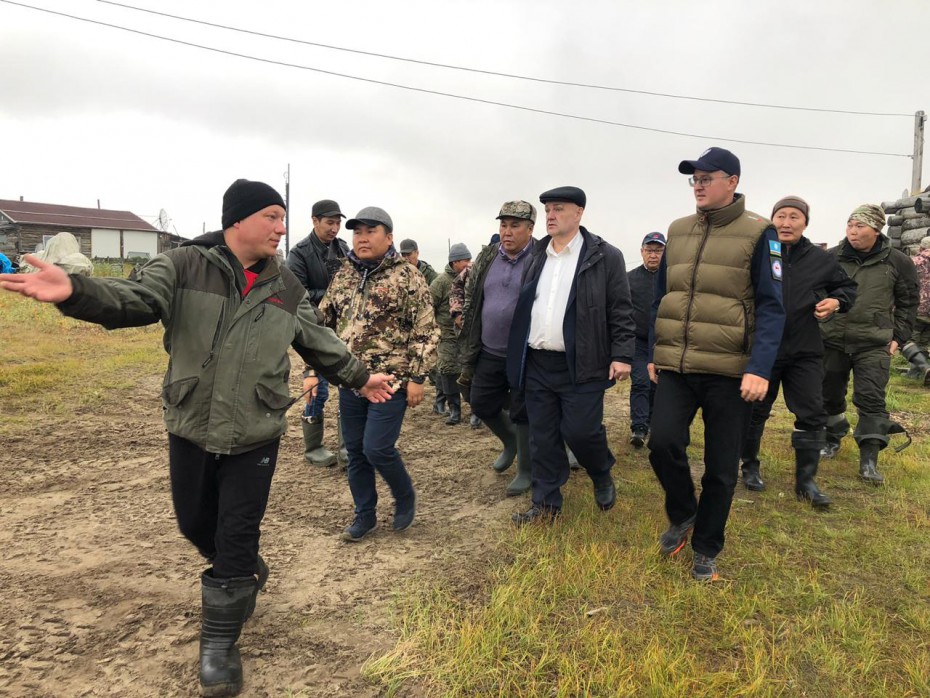 Владимир Солодов осмотрел ведущие рыболовецкие хозяйства Булунского района