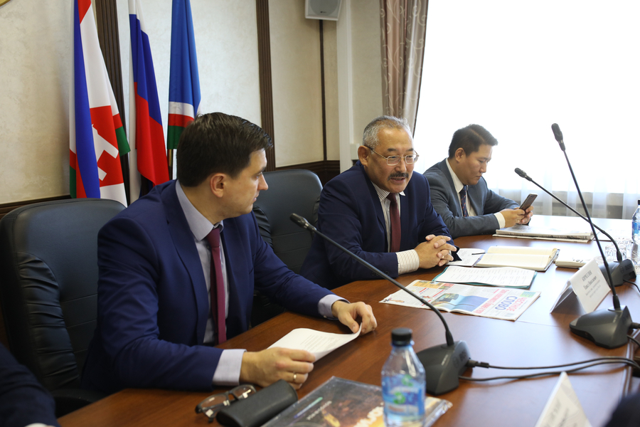Павел Кириллин встретился с делегацией города Новосибирска