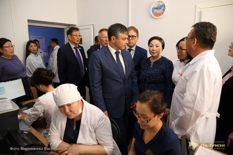В Якутск приехали депутаты Госдумы осмотреть объекты здравоохранения