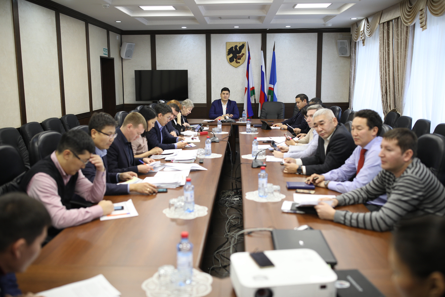 Депутаты Гордумы рассмотрели параметры бюджета Якутска в сфере ЖКХ на 2020 год