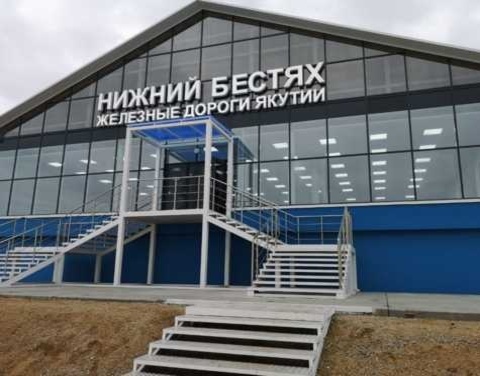 «Железные дороги Якутии» построила пассажирский павильон на речном причале Нижний Бестях