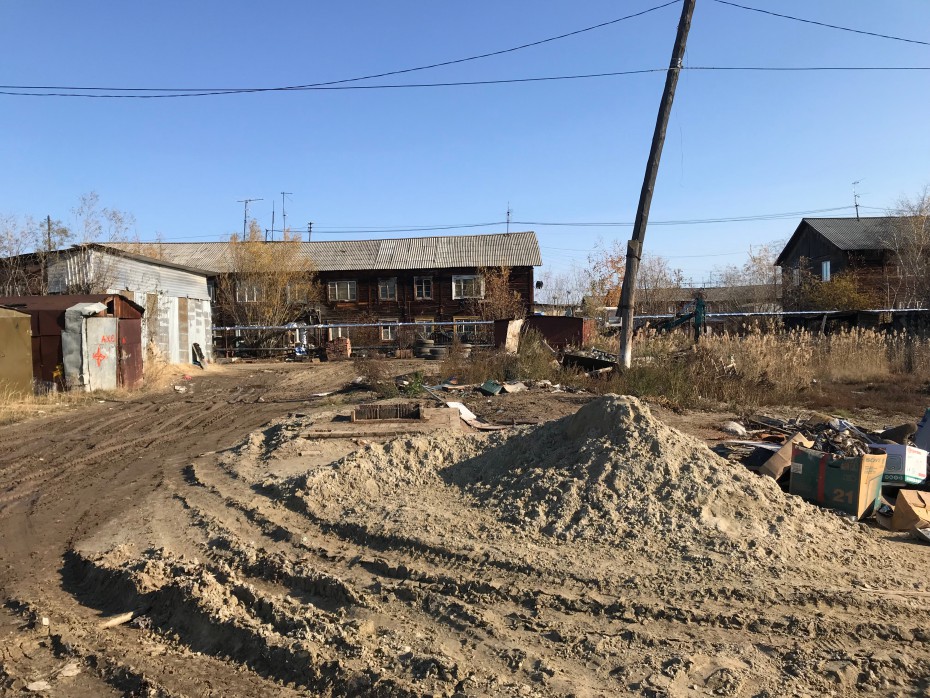 Жильцы деревянного дома по улице Пионерская пожаловались на обслуживающую организацию