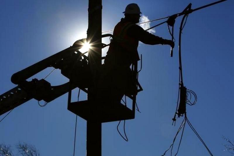Энергетики восстановили электроснабжение в пригороде Якутска