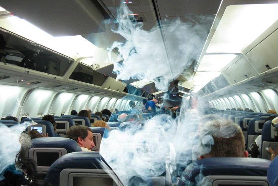 Транспортными полицейскими привлечен к административной ответственности пассажир, куривший на борту воздушного судна
